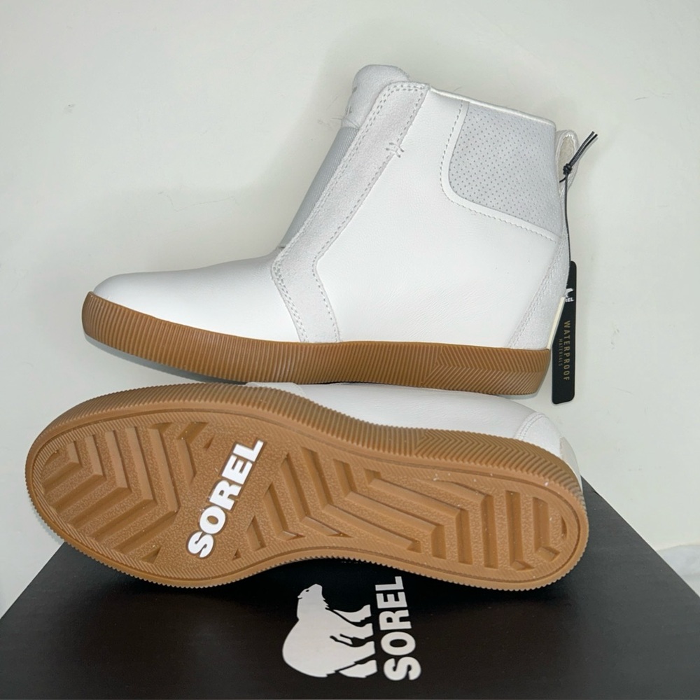 Sorel Women's Out N About Pull On Wedge Boots Sea Salt Gum 2 US 9